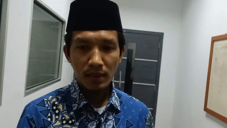 Safari: Pemain Rokok Ilegal di Batam Raup Untung Besar, Oknum Aparat Bermain