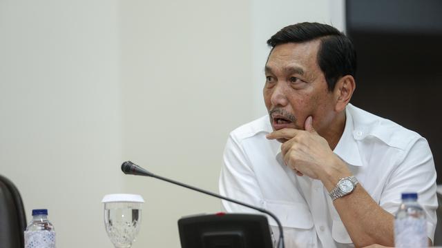 Tugas Baru dari Jokowi untuk Menteri Luhut: Ikut Tangani Minyak Goreng