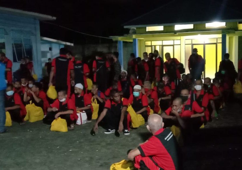 Naik KM Kelud, 130 PMI Dipulangkan ke Kampung Halaman dari Bintan