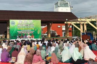 Gembiranya Warga Karimun Bisa Salat Ied di Masjid hingga Lapangan Terbuka