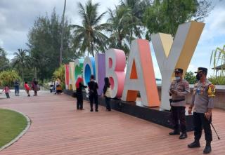 Libur Lebaran, Ribuan Warga Padati Kawasan Wisata di Bintan