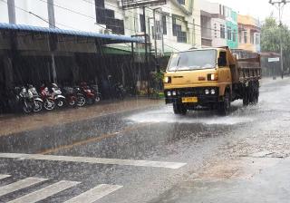 Hujan Lebat dan Angin Kencang, Polisi Ingatkan Pengguna Transportasi Laut