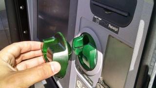 Apa Itu Skimming dan Cara Menghindarinya