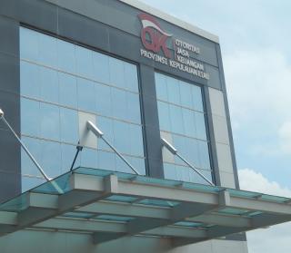 OJK Buka Suara soal Raibnya Duit Nasabah Bank Riau Kepri