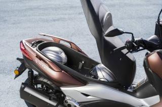 5 Barang Ini Jangan Pernah Disimpan dalam Jok Motor, Bisa Fatal!