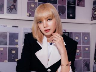 Disinggung soal BLACKPINK Bubar, Ini Kata Lisa