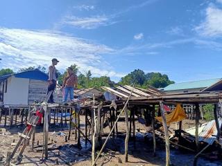 Puting Beliung Sapu Belasan Rumah di Kecamatan Sugie Karimun