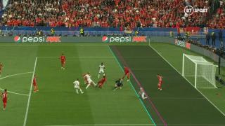 Kontroversi Wasit Anulir Gol Karim Benzema ke Gawang Liverpool