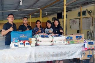 Rajawali Muda Batam Santuni Tempat Penitipan ODGJ di Piayu