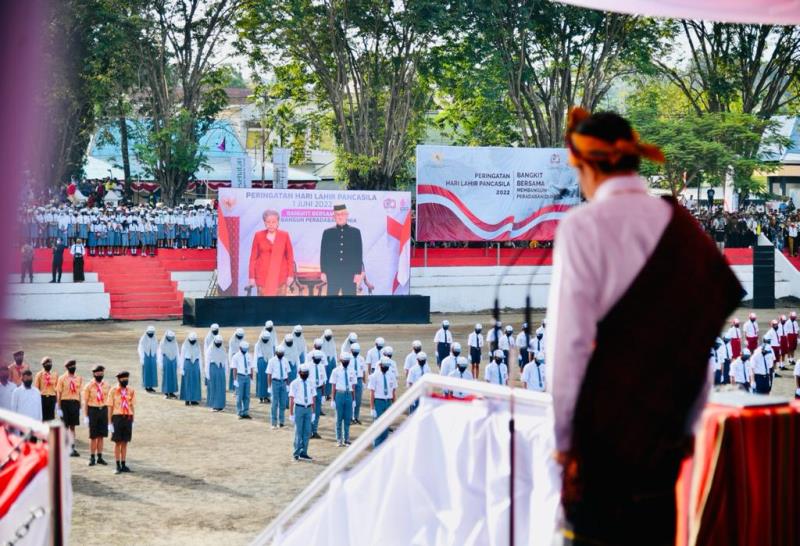 Dari Ende, Presiden Jokowi Ajak Seluruh Anak Bangsa Bumikan Pancasila