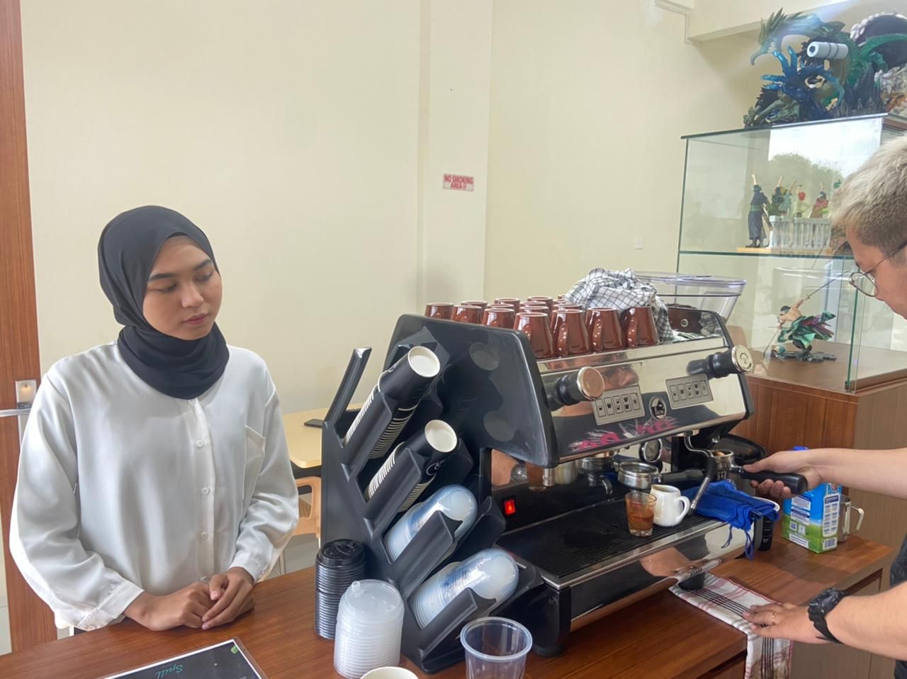 Hadir di Batam dengan Kuliner Palembang, Spill Coffee Sajikan Konsep Modern