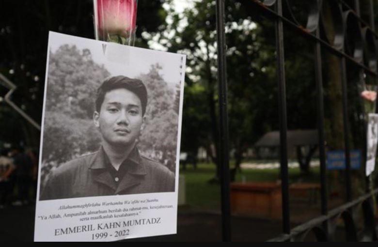 Dari Swiss, Jenazah Eril Tiba di Tanah Air