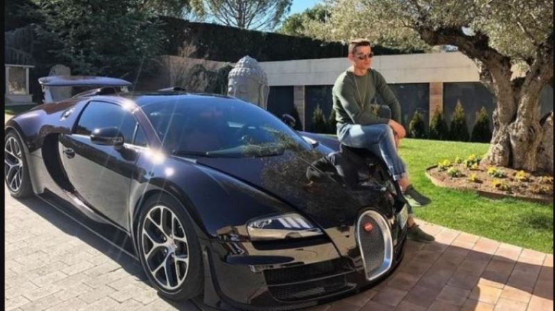 Bugatti Veyron Seharga Rp 23 Miliar Milik Ronaldo Ringsek Tabrak Tembok