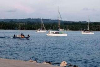 Yachter Asal Australia Jelajahi Pulau Midai Natuna