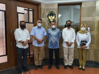 Bupati Natuna Minta Tambahan Arus Listrik 10 MW ke Menteri ESDM