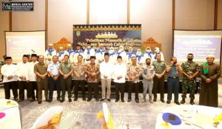 Pemko Batam Beri Uang Saku Calon Haji Rp 1 Juta Per Orang