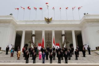 Nama Besar Diprediksi Terguling dari Kabinet Jokowi