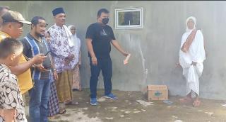 Kagetnya Mbah Suni Temukan Bayi dalam Kardus