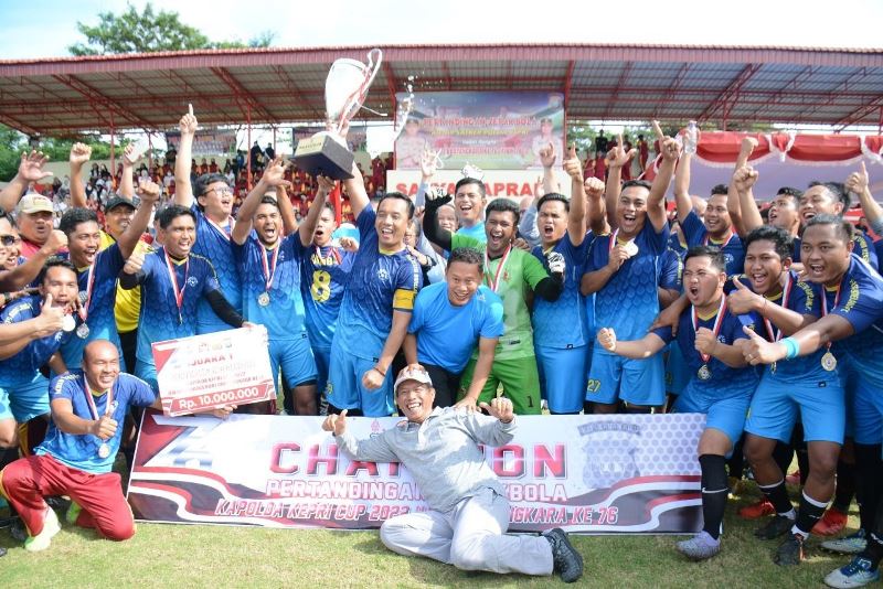 Polresta Barelang Kampiun Turnamen Sepakbola Kapolda Cup