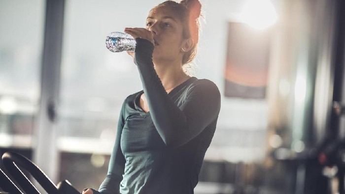 Diet Air Putih Diyakini Bikin Cepat Kurus, Begini Aturannya