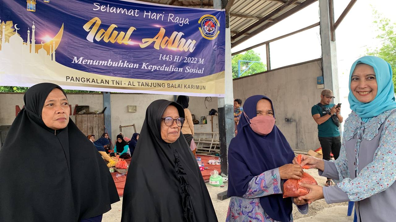 Lanal TBK Sembelih 4 Ekor Sapi dan 5 Ekor Kambing