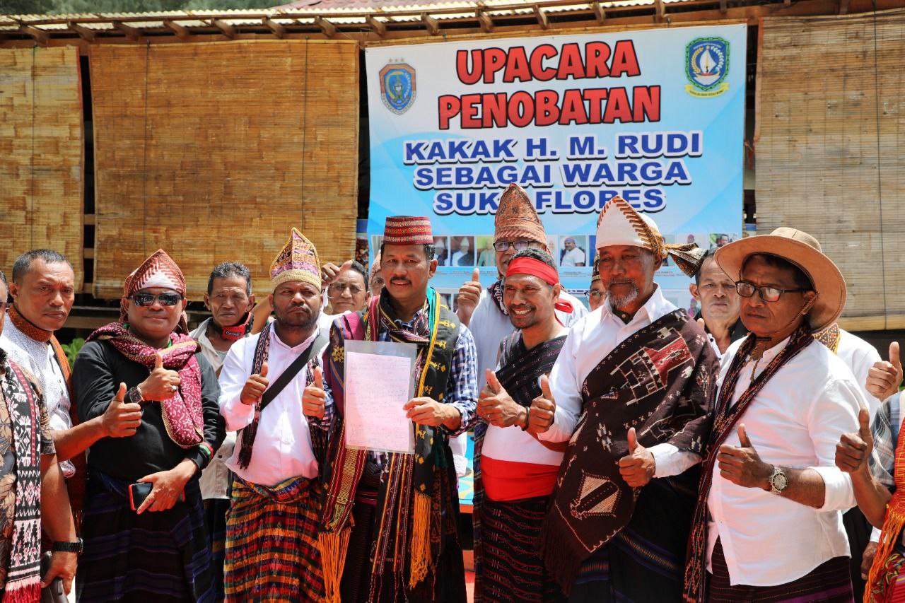 Perkumpulan Keluarga Besar Flores Kepri Deklarasi Dukungan HM Rudi Cagub 2024