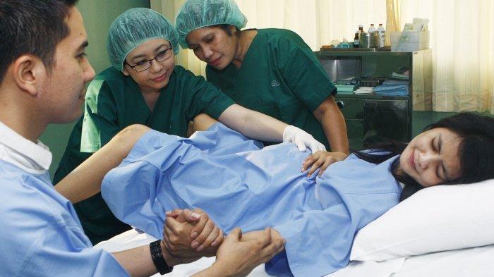 Biaya Melahirkan Warga Miskin Kini Ditanggung Negara