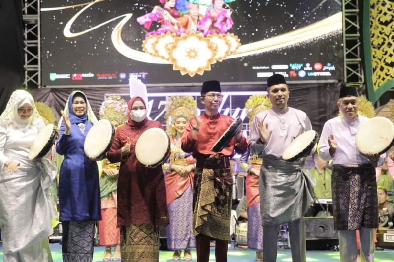 Lagu Bulang Mufakat Bergema di Pembukaan Kenduri Seni Melayu