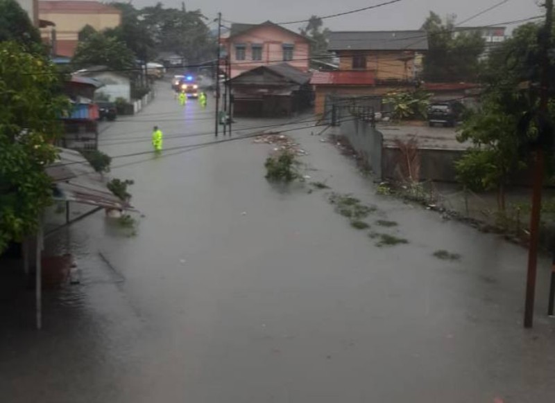 Hujan Seharian, Sejumlah Wilayah di Pulau Karimun Besar Dikepung Banjir