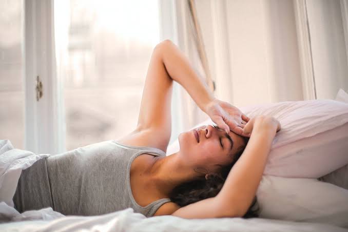Pakai BH Saat Tidur Tingkatkan Risiko Kanker Payudara, Mitos atau Fakta?