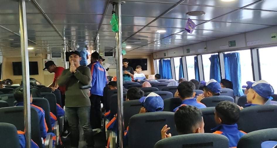 MV Lintas Kepri Angkut 109 Kontingen Lingga Tinggalkan Bintan