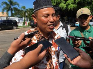 Camat Bintim Tepis Polemik Gerbang Kampung dan Temuan BPK Rp 4,1 Miliar