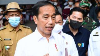 Jokowi Kasih Sinyal Duit Bansos Bakal Ditambah