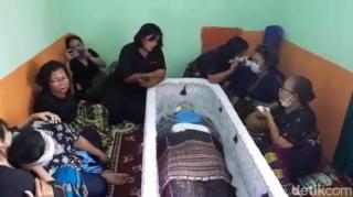 Keluarga: Brigadir Yosua Taat ke Ferdy Sambo, Dipercaya Urusan Belanja
