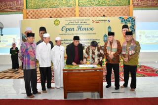 Konversi Syariah Disetujui, Bank Riau Kepri Gelar Roadshow ke Pondok Pesantren