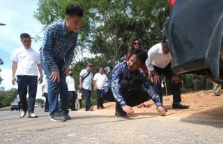Wako Rudi Turun ke Jalan Ukur Lokasi Penanaman Pohon Jati Emas di Batam