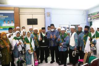 Puluhan Jamaah Haji Kabupaten Bintan Tiba di Kampung Halaman
