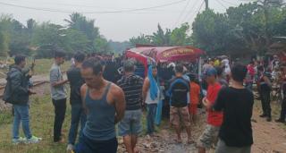 Tragedi Odong-odong Ditabrak KA, 9 Orang Tewas