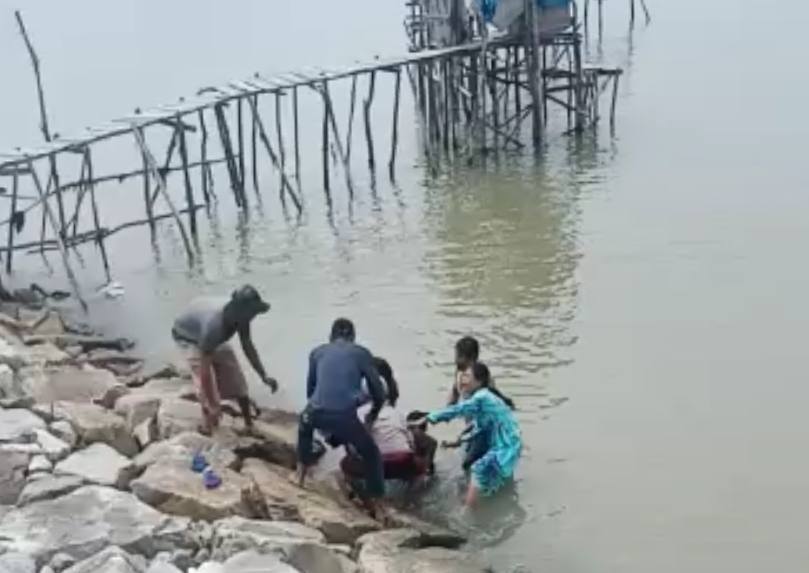 Sempat Ditolong Warga, Bocah Laki-laki Tewas Tenggelam di Perairan Karimun