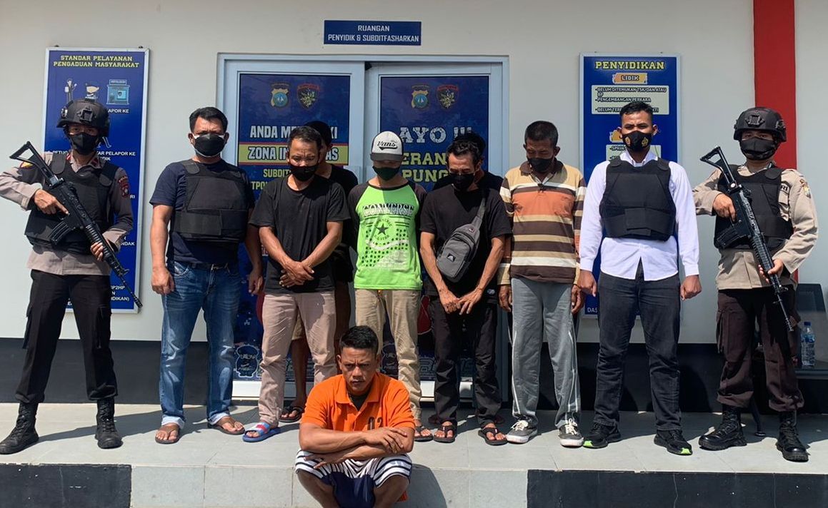 Pak Itam Tertangkap Tangan Selundupkan 6 PMI Ilegal di Bulang