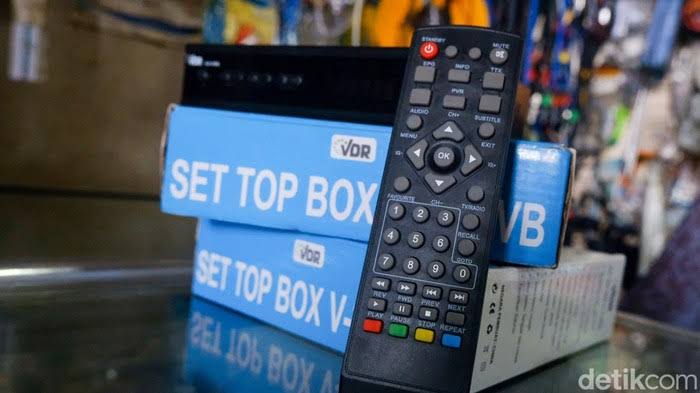 Suntik Mati TV Analog, Begini Cara Dapatkan Set Top Box TV Digital Gratis