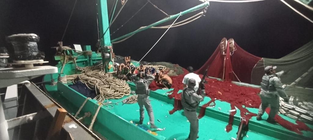 Bakamla Sergap Kapal Ikan Vietnam Curi Ikan di Perairan Natuna, 17 ABK Ditahan