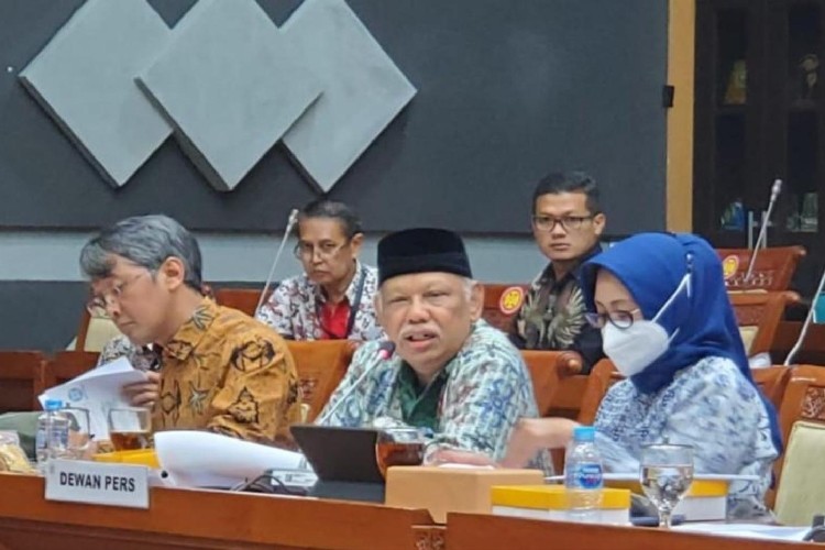 Komisi III DPR Puji Usulan Reformulasi RKUHP Dewan Pers: Kami Tercerahkan!