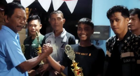 Turnamen HUT RI Badminton Baloi Kolam Cup 2022, Ganda Putra Indra-Saharudin Juara