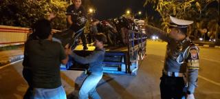 Razia Balap Liar di Batam Center, Polisi Angkut Puluhan Kendaraan