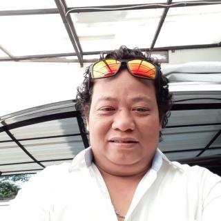 Tentang Kuwat Ma