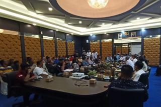 Bupati Roby Bentuk Satgas Atasi Gangguan Kapal Mini Trawl di Perairan Bintan