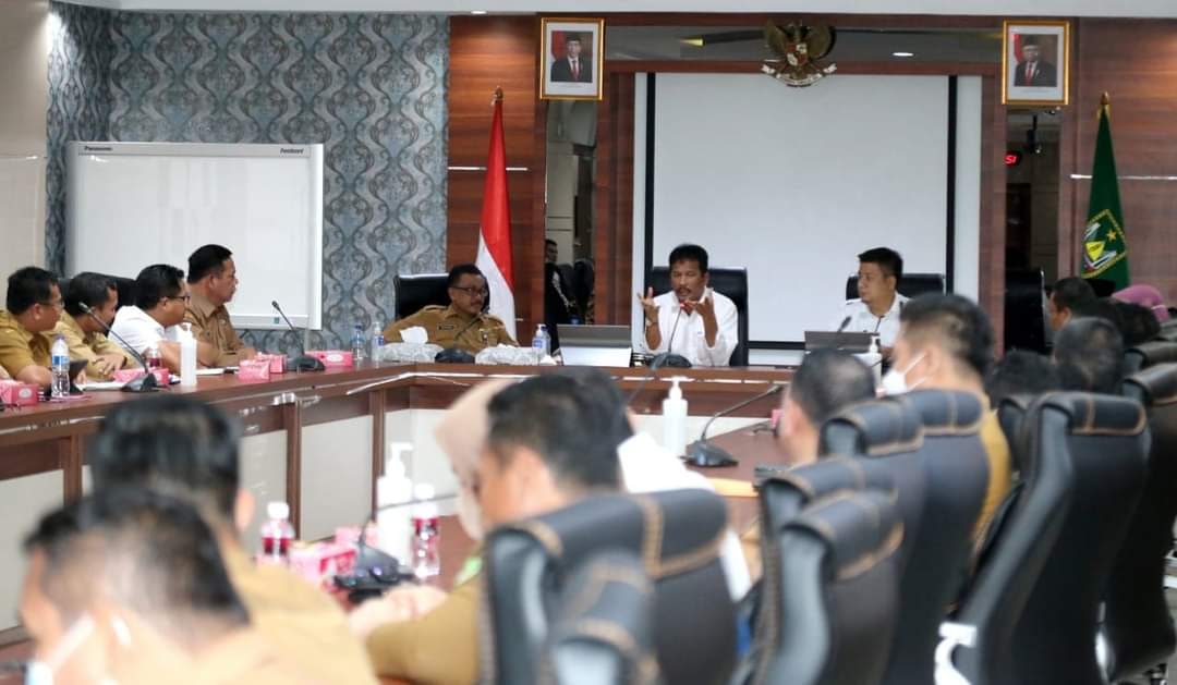 Wali Kota Rudi Bagikan Pengalaman Bangun Batam ke Pemkab Samosir