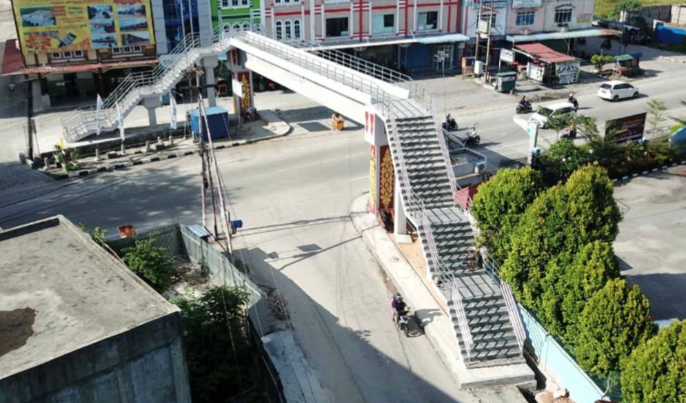 Finishing Jembatan Penyeberangan Satu-satunya di Karimun Telan Anggaran Rp 1 Miliar