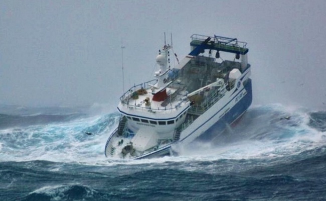 Cuaca Ekstrem di Natuna, Nelayan Diimbau Bawa Alat Keselamatan dan Radio saat Melaut